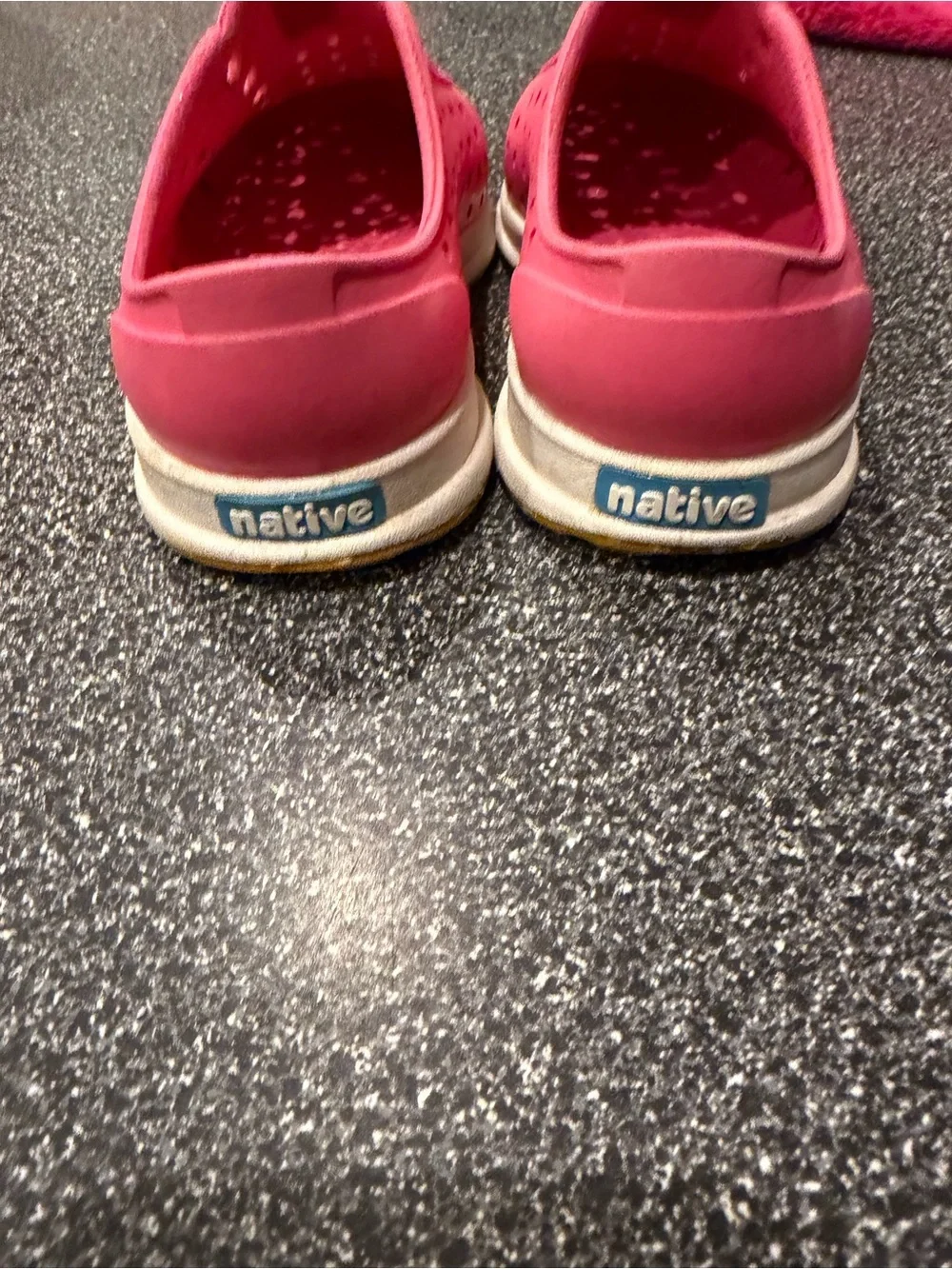 NativeC7 Robbie Pink Slip-On Sneaker